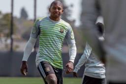 El arquero hondureño Buba López fue llamado nuevamente por Bob Bradley, DT de Los Ángeles FC para estar en el primer equipo.