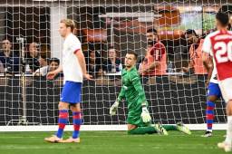 El Barcelona recibió cinco goles en su primer partido amistoso por Estados Unidos.