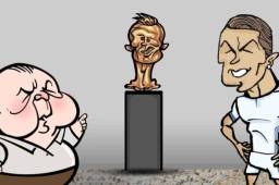 Rafael Ferrari junto a la estatua de Cristiano Ronaldo.