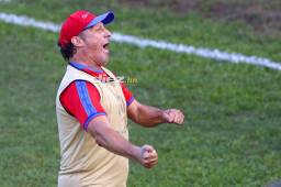 El argentino Pedro Troglio dirigió cuatro torneos al Olimpia y ganó los cuatro.