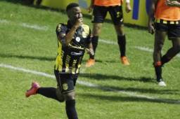 Darixon Vuelto firmará su renovación con Real España en las próximas horas