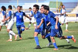 El Salvador selló su boleto al Preolímpico de Concacaf tras vencer 2-0 a Panamá en el Cuscatlán. Foto @LaSelecta_SLV