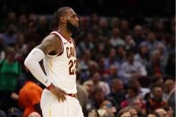 Pese a la sanción que recibió Lebron James, los Cavaliers salieron vicoritosos sobre el Miami Heat 108-97 en el Quicken Loans Arena.
