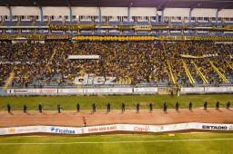 Buena entrada logró Real España en el pasado partido ante Olimpia. Foto Diez: Melvin Cubas