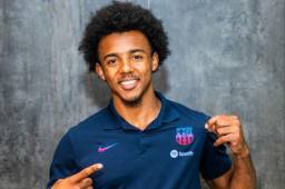 Con esta imagen, el FC Barcelona confirma el fichaje del defensa francés, Jules Koundé.