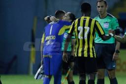 Los hermanos se abrazaron al térmico del partido en el Morazán.