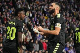 Karim Benzema marcó dos goles en la parte final del partido y así darle tres puntos de oro al Real Madrid en su visita al Valladolid.