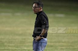 Salomón Nazar no quiso hablar del arbitraje del juego de UPN ante Olimpia.