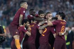 Los jugadores de la Roma celebrando el triunfo sobre la Juventus.