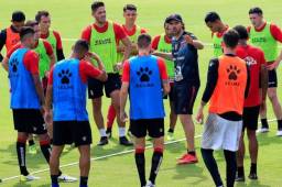 El técnico Andrés Carevic citó a 20 jugadores para el jugo con Real España por el inicio de la Liga Premier Centroamericana. Foto @ldacr