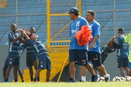 La selección nacional de Honduras sigue preparándose para la Copa Oro.