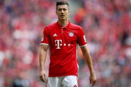 Lewandowski seguirá en el Bayern pese al fuerte intéres de varios clubes europeos.