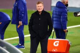 Koeman señala al árbitro y al VAR por influir en el resultado del Real Madrid-Barcelona disputado en el Di Stéfano.