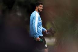 Luis Suárez estará mejor ante Paraguay.