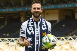 Miguel Layún tiene contrato vigente con Rayados y no se movería del equipo de la Liga MX.