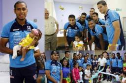 La Selección de Honduras visitó este jueves la Fundación Ruth Paz donde compartió con los niños que sufren quemaduras. Fotos Delmer Martínez