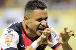 El delantero hondureño, Roger Rojas, podría emigrar al fútbol asiático en los próximos días.