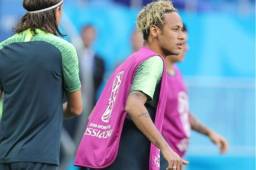 Neymar hasta se hizo un cambio de look para su estreno en la Copa del Mundo.