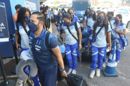 Selección Femenina Sub-17 de Honduras viajó a Bradenton, Florida, donde buscará un boleto al Premundial de la Concacaf. (Fotos: Alex Pérez).