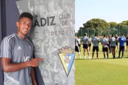 Antony Lozano posando junto al logo de su nueva institución.