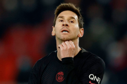 Atacan de nuevo a Messi en París y lo tildan de mercenario: “Por el bien de todos debería marcharse en junio”