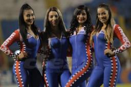 La jornada 8 de la Liga Nacional abrió este sábado y aquí te presentamos a las lindas chicas que levantaron suspiros desde las gradas. ¡Son unas muñecas!