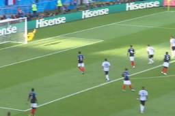 Ángel di María desde fuera del área marcó un golazo de pierna zurda.