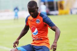 El delantero Rubilio Castillo pone en la mira al Herediano de Costa Rica.