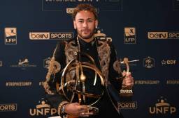 Neymar fue elegido como el mejor futbolsita de la Ligue 1.
