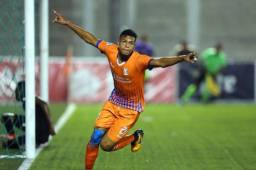 El delantero Kilmar Peña recién fue nuevamente operado del quinto metatarsiano y espera volver pronto a las canchas.