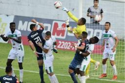 Platense y Motagua igualaron sin goles en un partido de ida y vuelta en el Excélsior. Fotos Neptalí Romero y Yoseph Amaya.