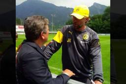 Jorge Luis Pinto felicitó al técnico alemán Jürgen Klopp por su clasificación a la final de la Champions League.