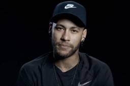 Neymar confesó el defensa más dificil que enfrentó en su carrera.