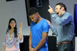 Antony Lozano y Derick Hulse, exjugador que ahora es pastor de una iglesia, tienen una gran amistad.