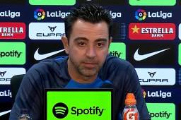 Xavi en la rueda de prensa previa al partido entre Valencia y Barcelona en Mestalla.