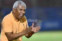 El técnico Héctor Castellón confirma los puntos que considera necesita el Vida para salvarse de una vez y meterse en liguilla. Foto DIEZ