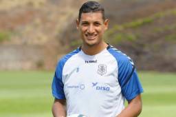 Bryan Acosta tiene contrato hasta 2023 con Tenerife, pero el club podría venderlo en este mes de enero.