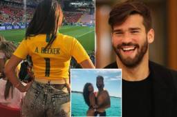 El Liverpool oficializó el fichaje del brasileño Alisson Becker proveniente de la Roma convirtiéndose en el arquero más caro de la historia, costó 75 millones de dólares. La esposa del meta ya se roba las miradas y es la nueva WAG de la Premier.