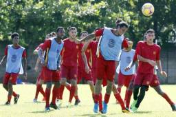El Real España se enfrenta este domingo al Olimpia en el juego con el que se cierra la jornada 12 del campeonato Apertura. Foto Delmer Martínez