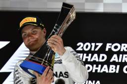 El finlandés Valtteri Bottas (Mercedes) conquistó este domingo el Gran Premio de Abu Dabi, vigésima y última carrera de la temporada 2017 de Fórmula 1. Fotos AFP