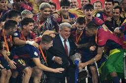 El expresidente del Barça y precandidato a las elecciones ha acudido hoy a la ciudad deportiva por última vez.