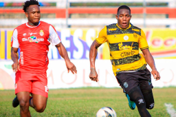 Real España se hunde en Tocoa tras caer ante Real Sociedad, pero se queda con el último boleto a la liguilla