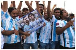 Aficionados esperan con ansias para ver a la Argentina de Lionel Messi. Foto: Marca