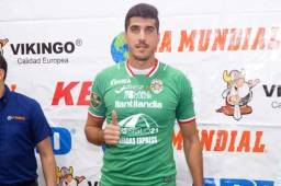 Marathón presentó de forma oficial al delantero argentino Bruno Volpi. El atacante se reporta listo para el juego ante UPNFM. Fotos Amilcar Izaguirre