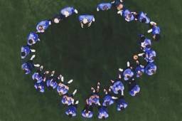 Jugadores del Real Madrid formaron un corazón en su último entreno antes de medirse ante Juventus.