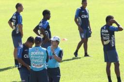 La selección nacional de Honduras trabaja pensando en México y Panamá.