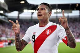 Paolo Guerrero marcó doblete a la selección de Arabia Saudita y está más que motivado con Perú.