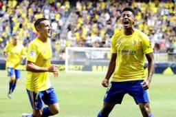 El delantero hondureño Antony 'Choco' Lozano anotó 10 goles en la pasada temporada con el Cádiz, claves para el ascenso a primera en España.