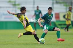 Génesis y Marathón se enfrentaron en juego amistoso en San Pedro Sula, mismo que acabó 2-2. Foto: Mauricio Ayala.