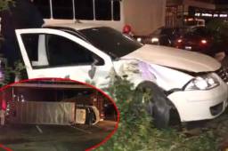 Así quedó el carro de Hedgardo Marín tras impactar con un tráiler.